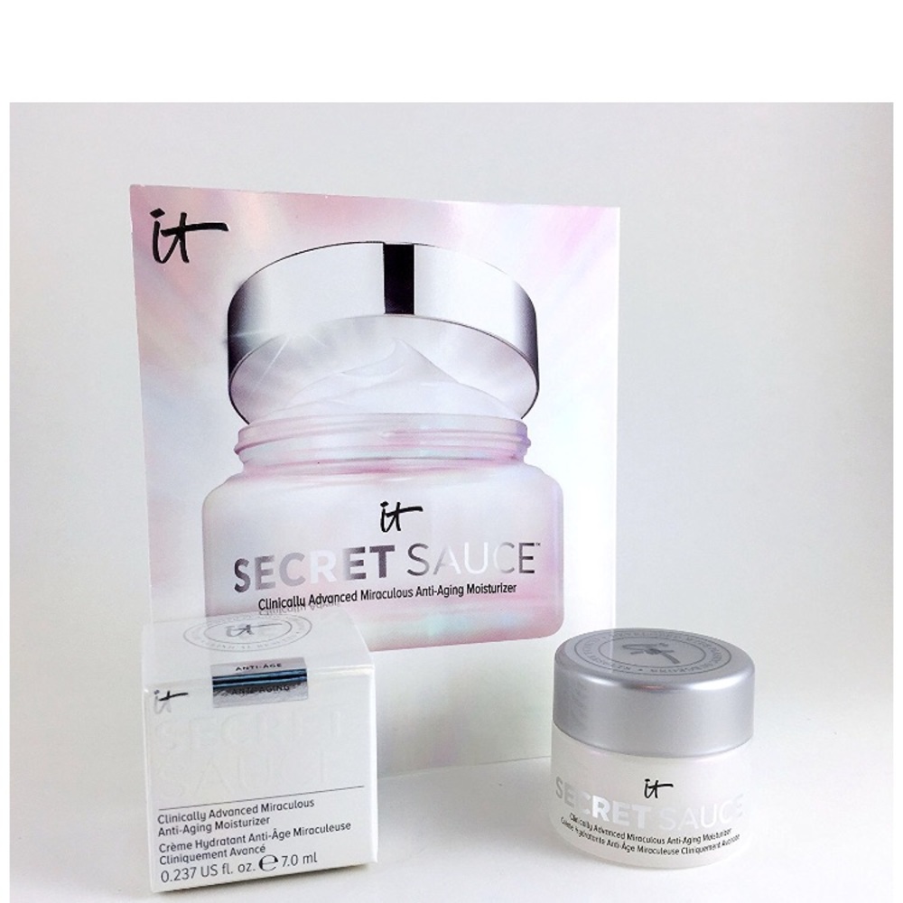 IT cosmetics bundle -secret sauce& poreless powder
